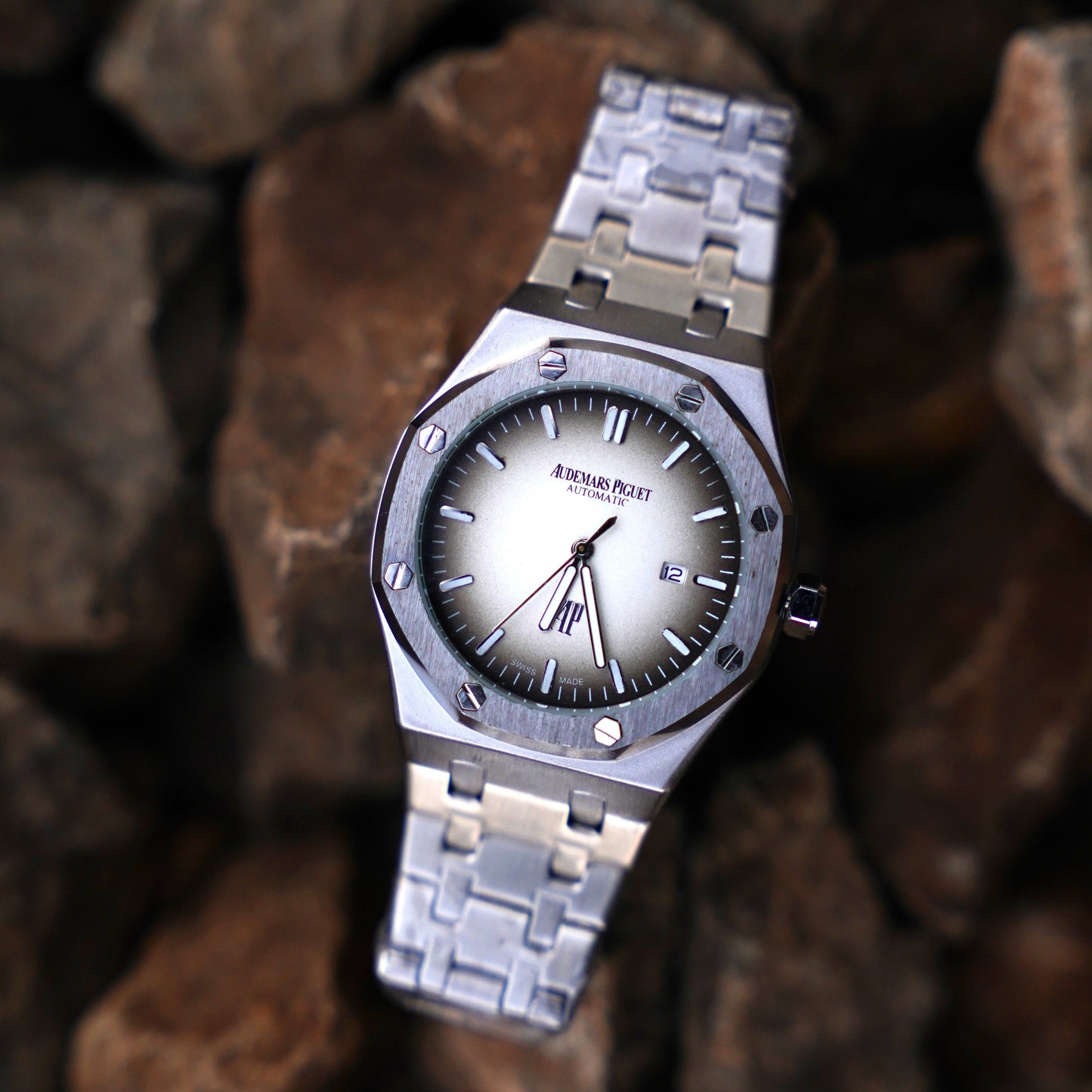 Audemars Piguet Royal Oak (Top Quality) – Luxury Watch